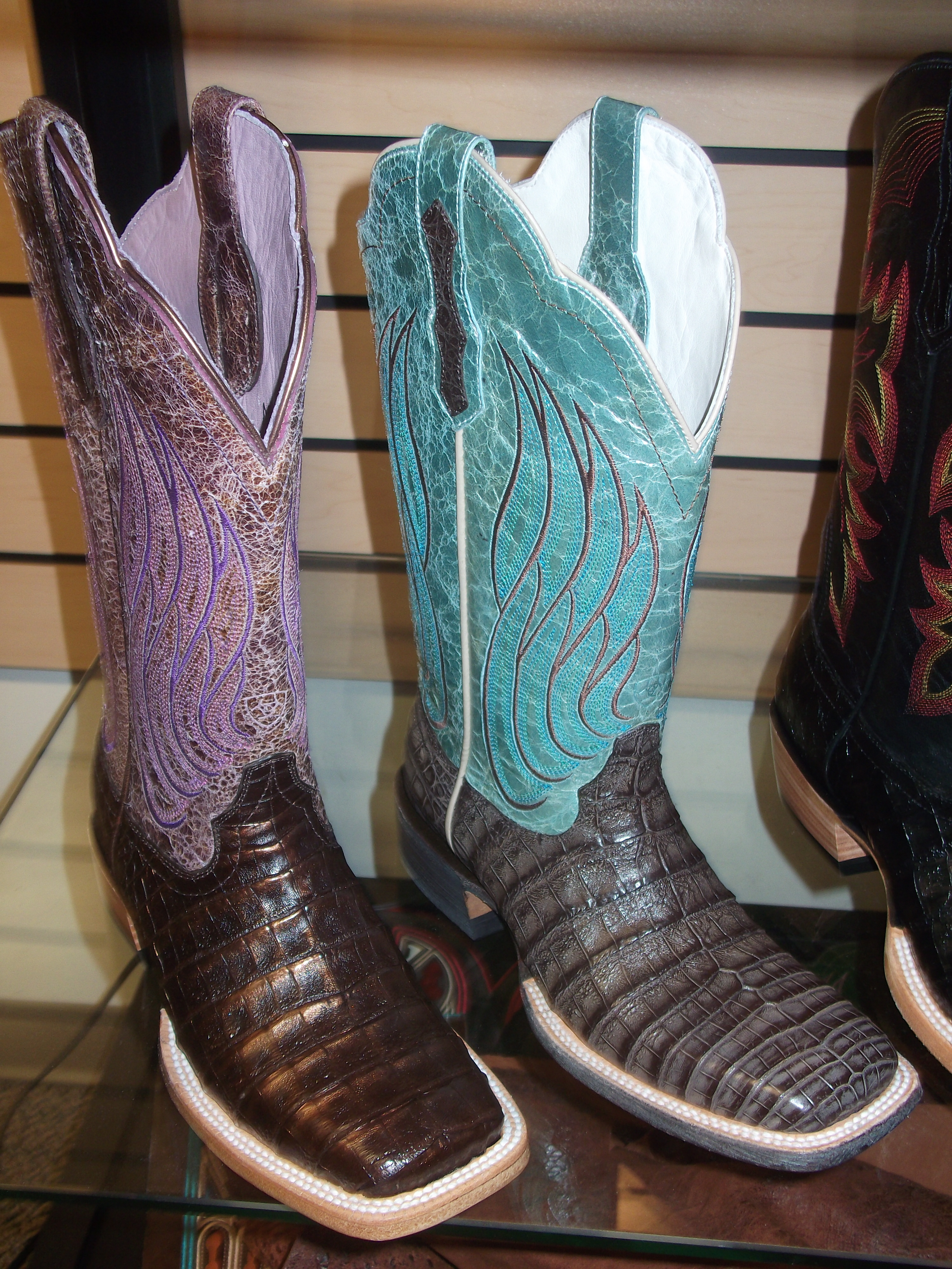 Ariat caiman clearance