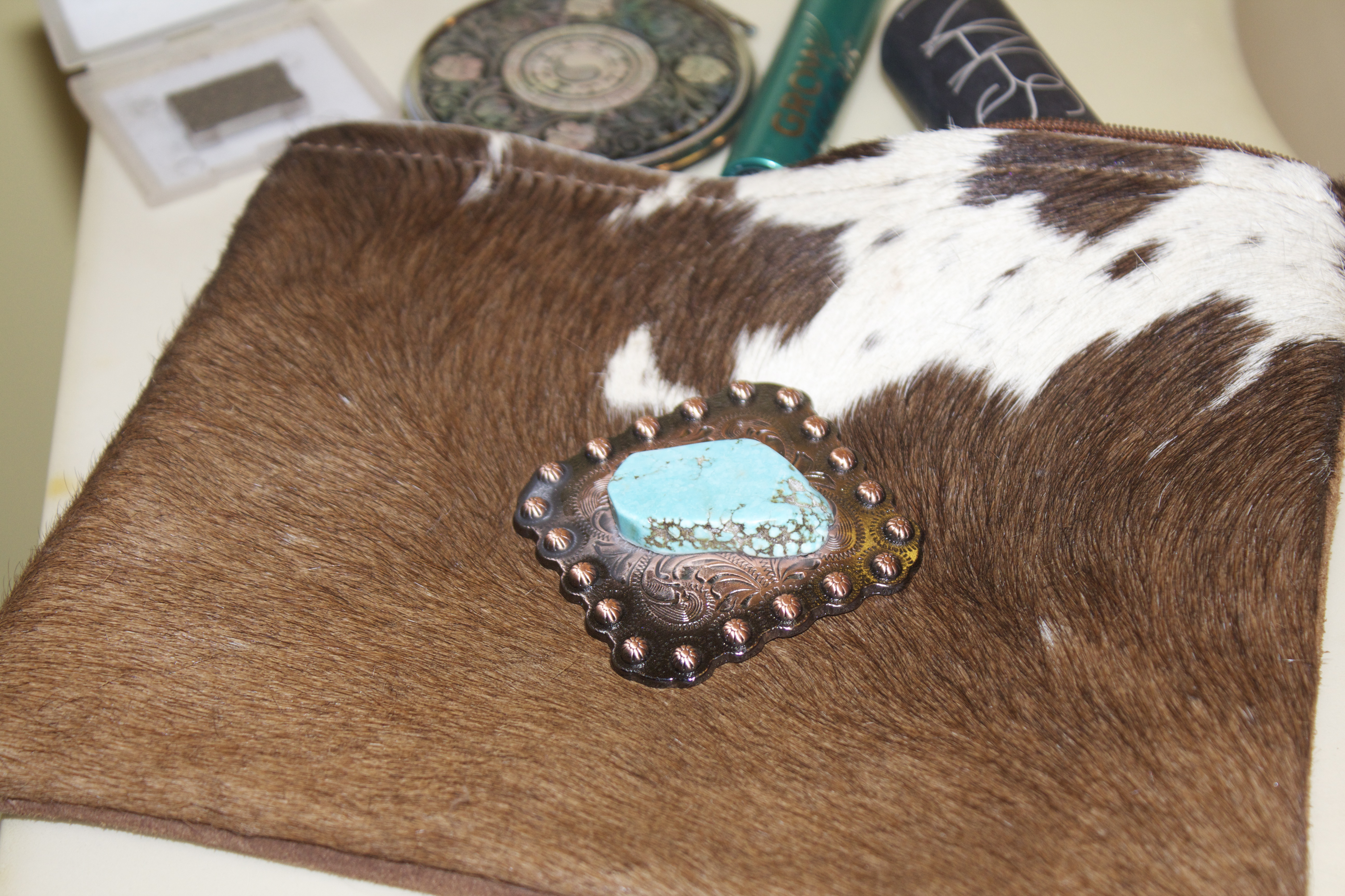 HaciendaCollection Cowhide Cosmetic bag