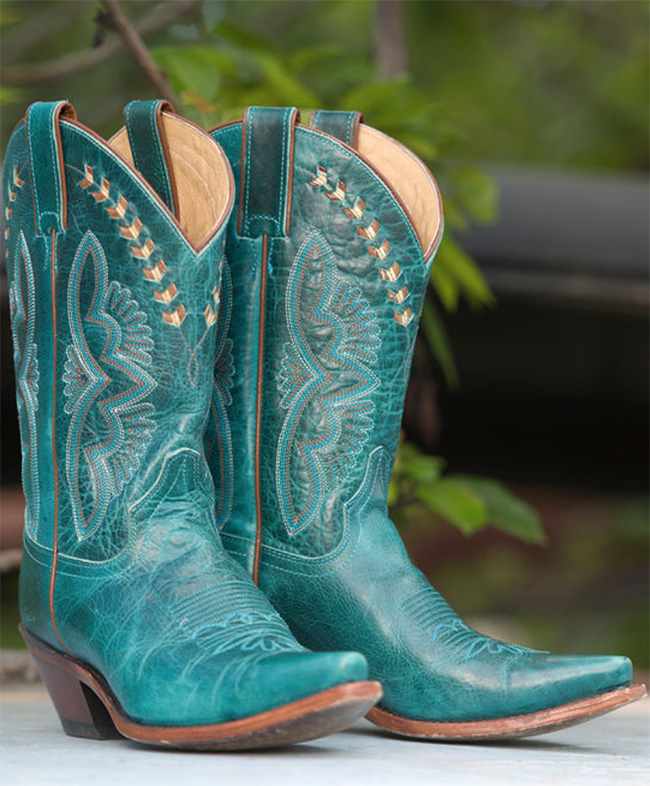 Justin Damiana cowboy boots in turquoise