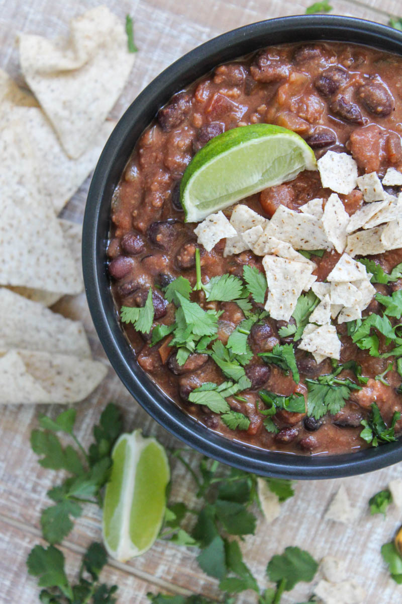 Slow cooker pineapple and black bean chili
