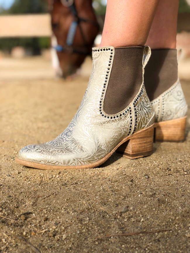 ariat gold boots