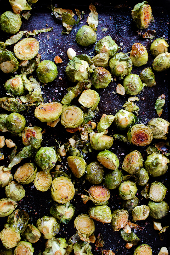 garlic oven roasted brussels sprouts