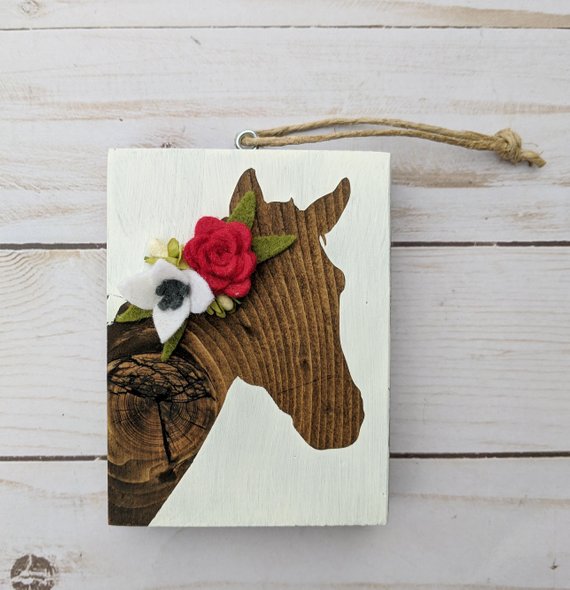 wood horse ornament with felt flowers