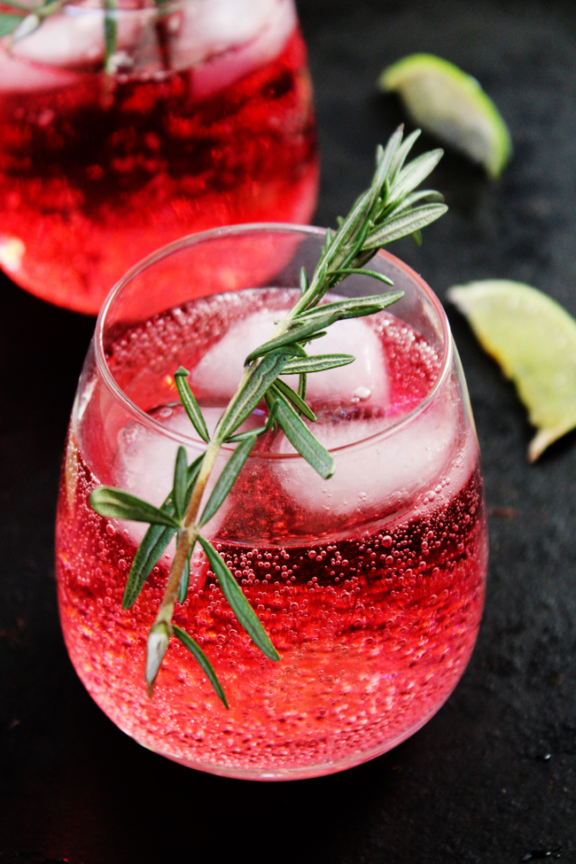 Sparkling cranberry lime holiday cocktail recipe