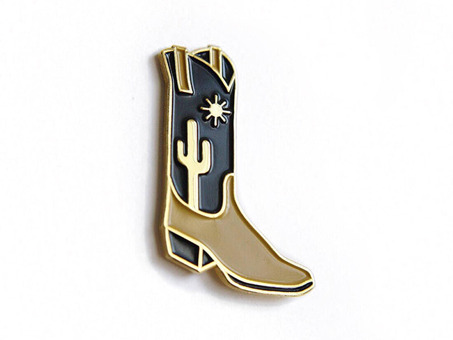 High noon enamel cowboy boot pin