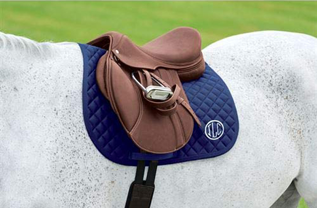 All-purpose quilted saddle pad