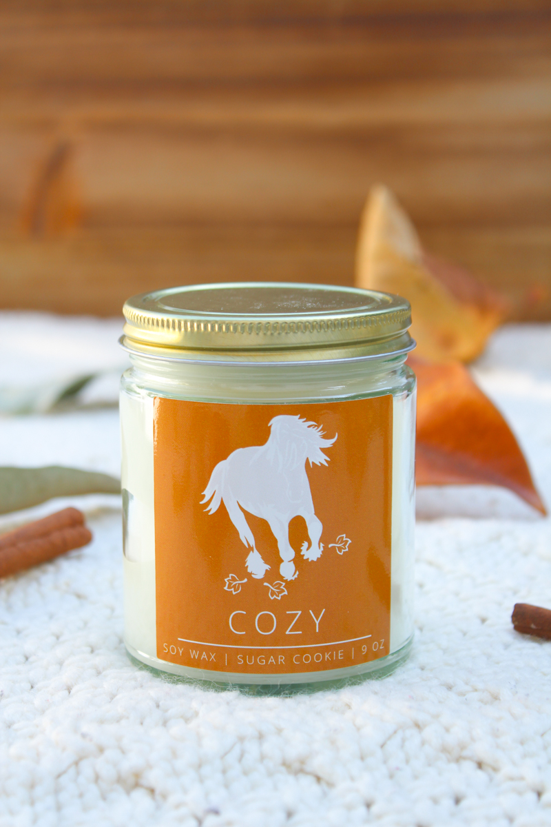 Cozy - sugar cookie scented candle for fall and winter