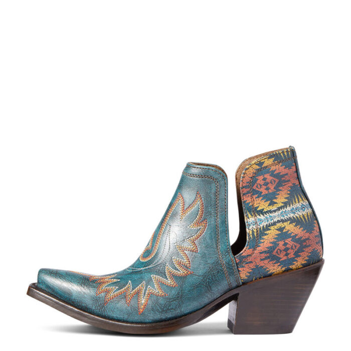 Aged turquoise Pendleton Western boot