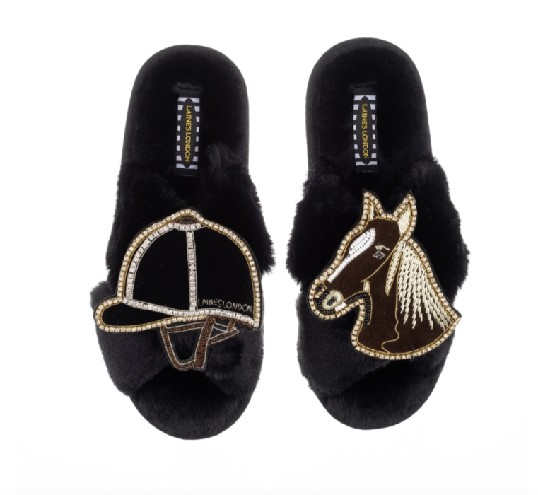 Helmet and horse brooch slippers