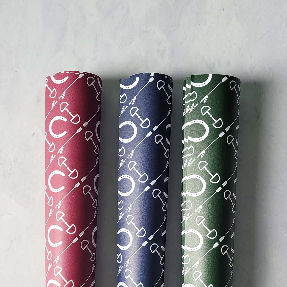 Horseshoe and horse bit wrapping paper
